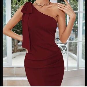 Elegant One-Shoulder Burgundy Dress